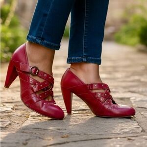 Unique Red Rockabilly Punk Topshop Strappy Retro Heels (Size 40)